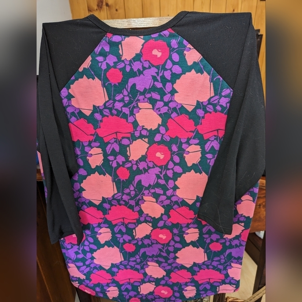 🩷 Lularoe Long sleeve t-shirt large polyester spandex women's size L